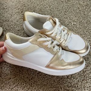 Barely worn Cole Haan sneakers! White & gold!